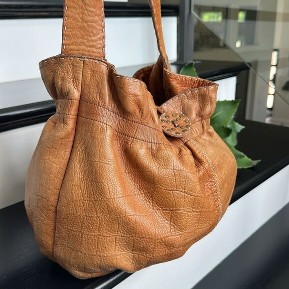 Adrienne Vittadini Genuine Leather Shoulder Bag – Soft relaxed perfect fall bag - Picture 3 of 12